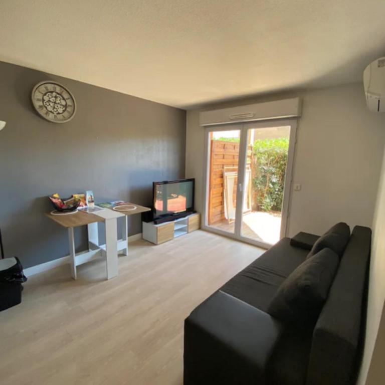 A 15 min de la plage, piscine, joli T2 Rénové - Appartement 1 Chambre - 4