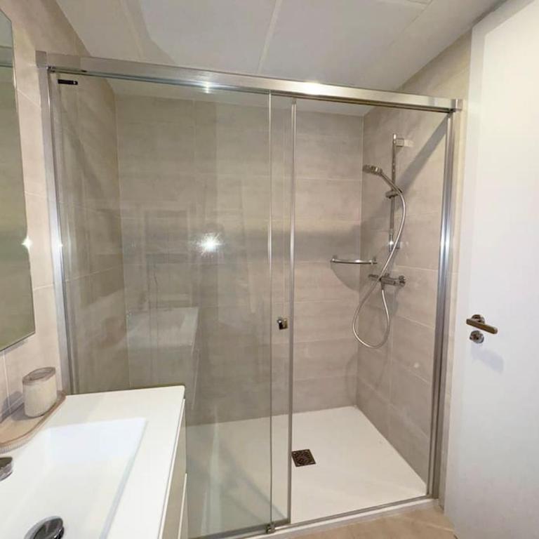 Luxurious South-facing 2 BDR Penthouse at Vanian Gardens Estepona with Seaview - Gaya Alegria I - Two-Bedroom Apartment with Terrace and Sea View - 11