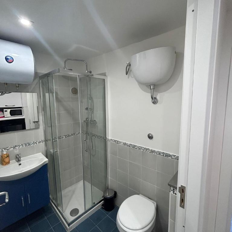 Travelers Cove - Quartieri Spagnoli - Appartamento con 2 Camere da Letto - 21