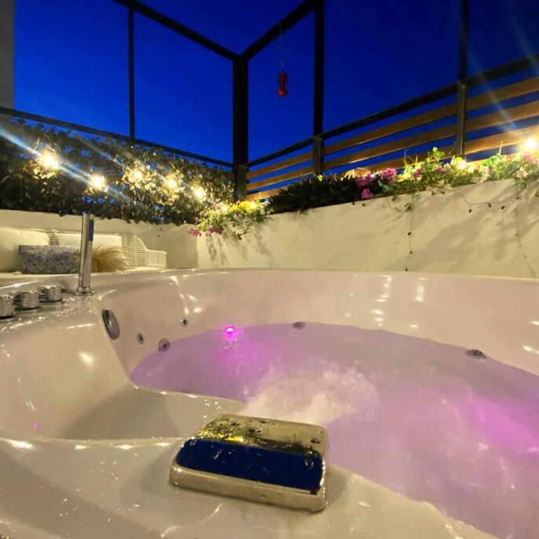 Suite con terraza y jacuzzi Bello horizonte - Apartamento de 1 dormitorio - 3