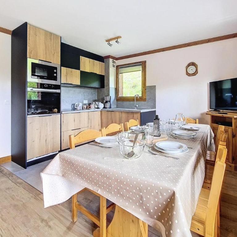 Résidence Sapiniere - Appartement spacieux · Départ ski aux pieds · Balcon MAE-0164 - Appartement - 1