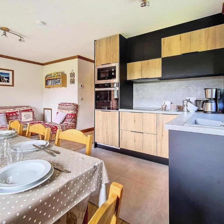Résidence Sapiniere - Appartement spacieux · Départ ski aux pieds · Balcon MAE-0164 - Appartement - 9