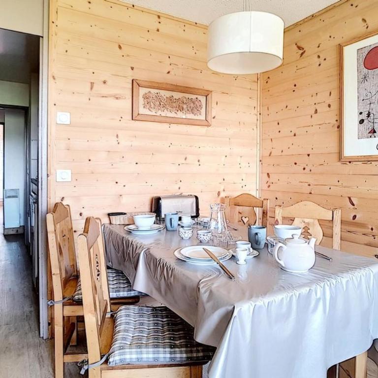 Résidence Alpages - Appartement entièrement rénové · Au pieds des pistes · Balcon MAE-0464 - Appartement - 4