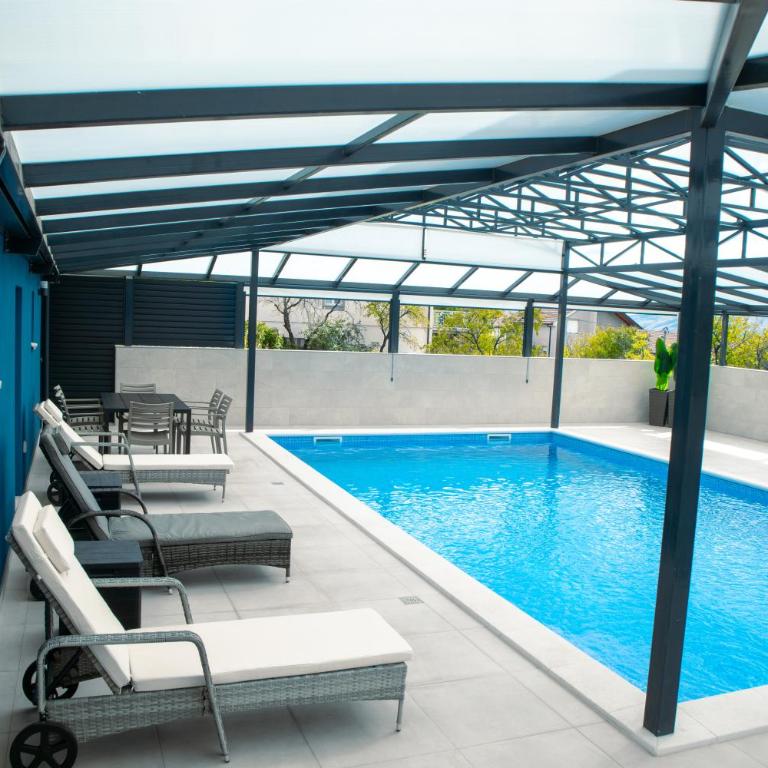 Villa Azzurra Mostar Swimming Pool - Two-Bedroom Villa - 17