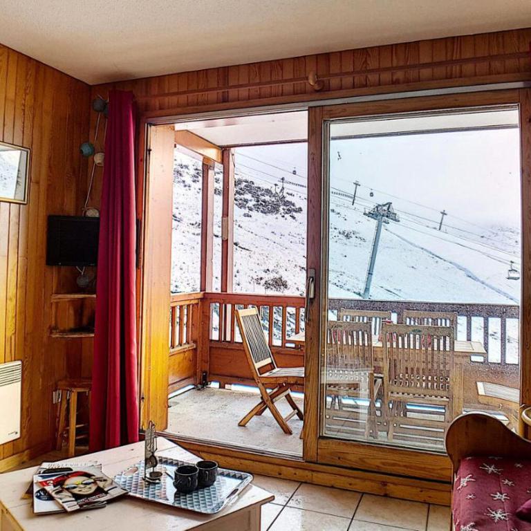 Résidence Tetras Lyre - Appartement spacieux · Départ et retour skis aux pieds · Balcon MAE-0504 - Appartement - 1
