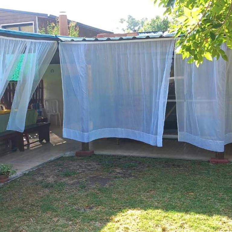 Casa en Playa Hermosa, para 6 personas, a 4 cuadras de la playa totalmente cercada a 7 minutos de Piriápolis - Two-Bedroom House - 3