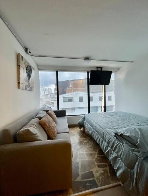 Loft con vista, Diseño autentico y Ubicacion PRIME - Apartamento de 1 dormitorio - 9