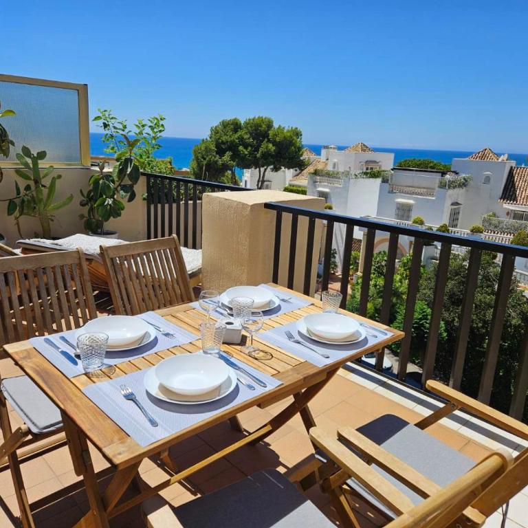 SEA VIEW PENTHOUSE studio ROMANA PLAYA Elviria Marbella - One-Bedroom Apartment - 8