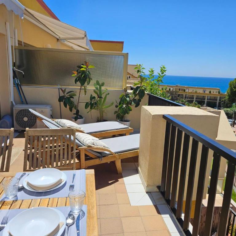 SEA VIEW PENTHOUSE studio ROMANA PLAYA Elviria Marbella - One-Bedroom Apartment - 5