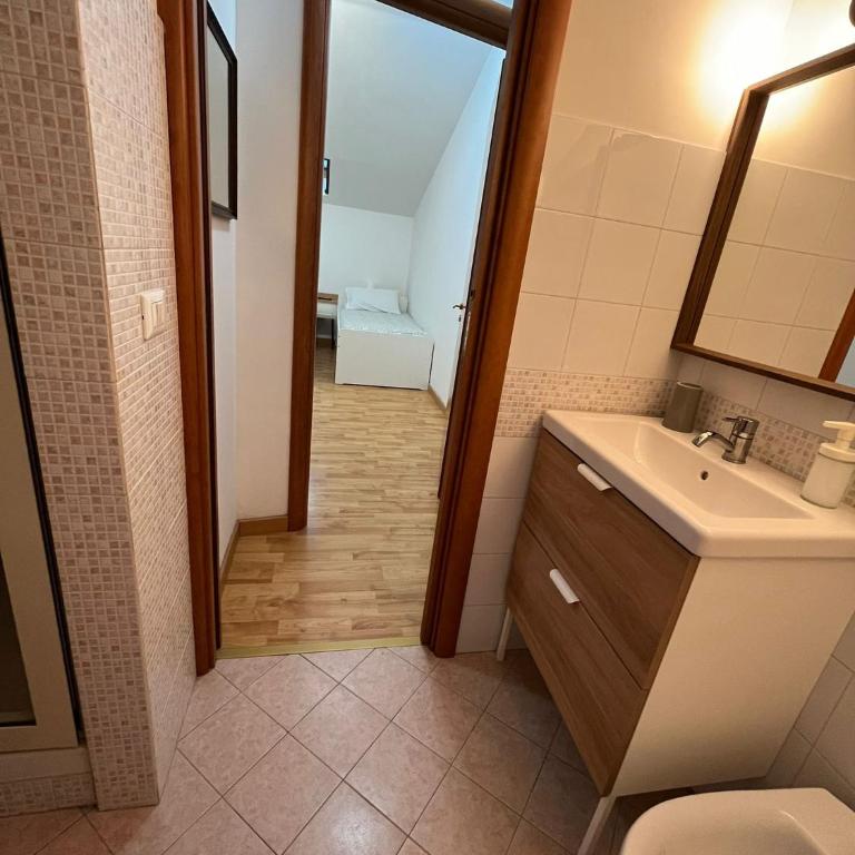 Fikus APT relax Castello Ursino - Apartment - Split Level - 19