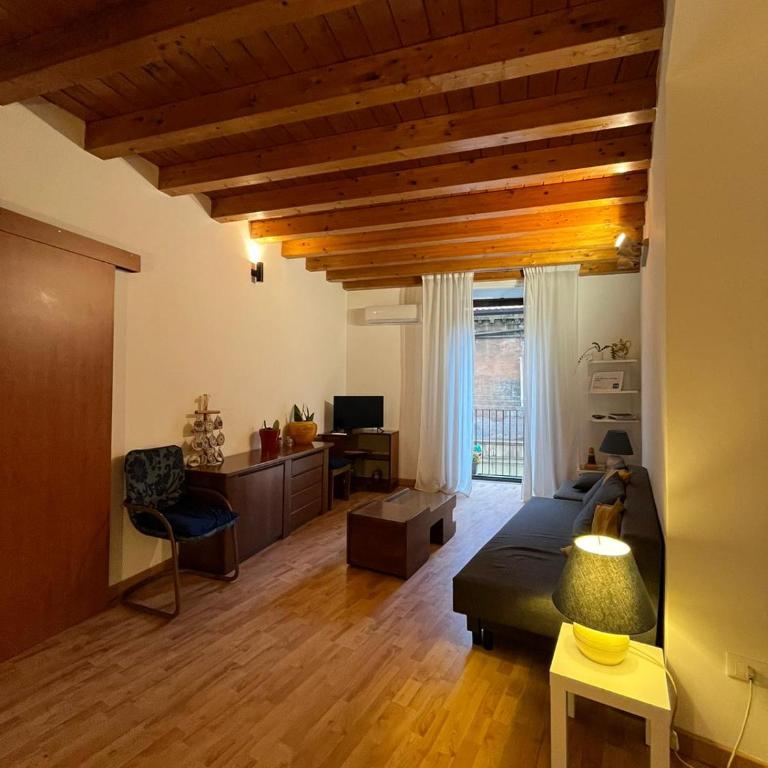 Fikus APT relax Castello Ursino - Apartment - Split Level - 9