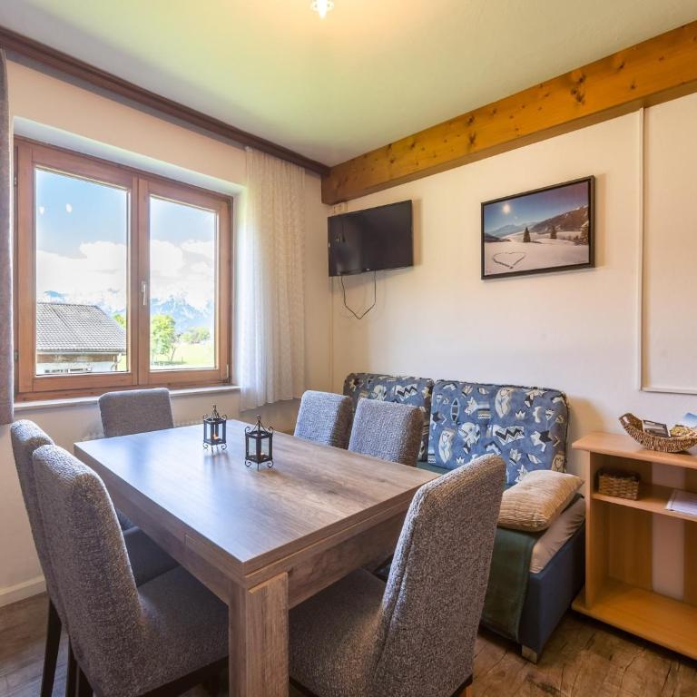 Apartment in Maishofen near Ski Slopes - Apartment mit 4 Schlafzimmern - 4