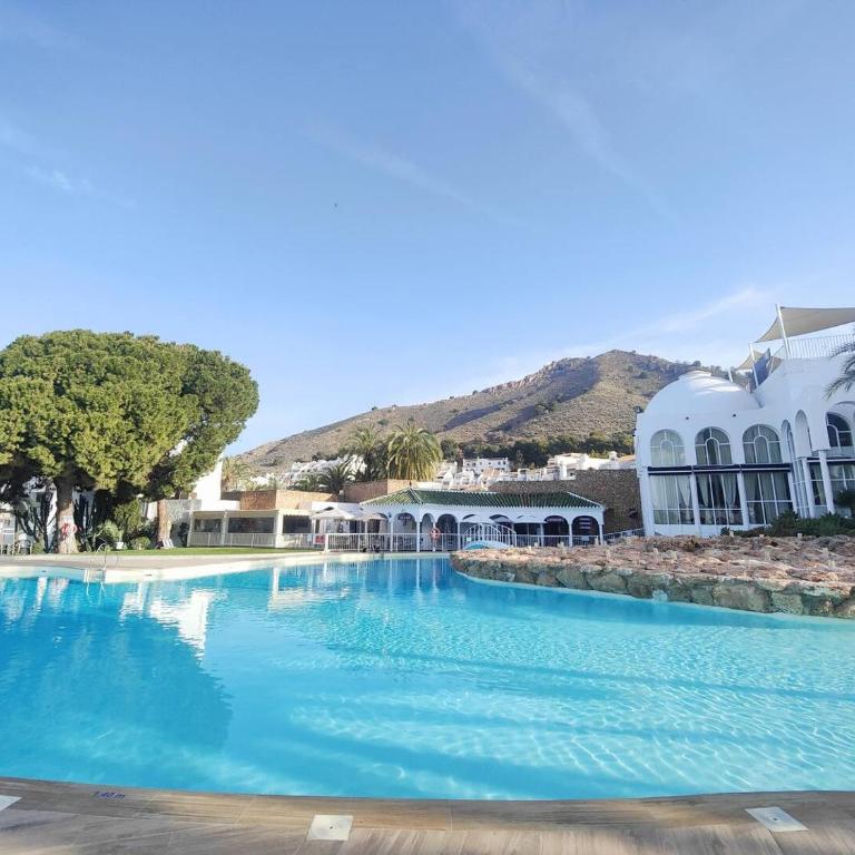 Luxury 2 Bedroom Apartment in San Juan de Capistrano, Nerja - Apartamento de 2 dormitorios con terraza y vistas al mar - 41