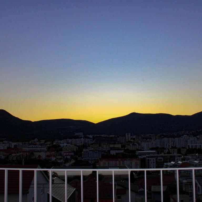 Apartment Merry Harmony Heights - Balcony & Free Garage & Parking - Two-Bedroom Apartment with View - 28