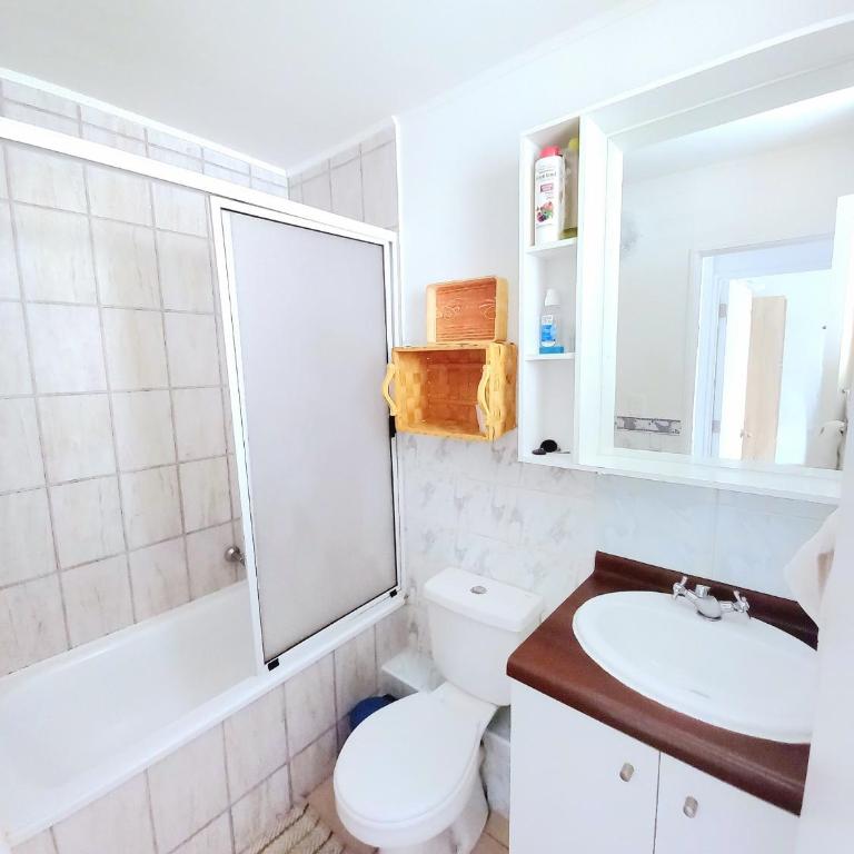Acogedor departamento veraneo a pasos de la avenida del Mar - Three-Bedroom Apartment - 4