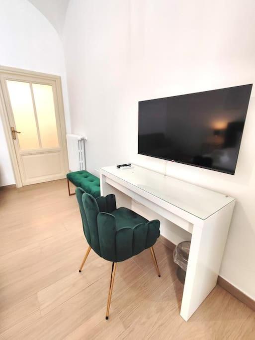 The Gold Apartment - Appartamento con 2 Camere da Letto - 11