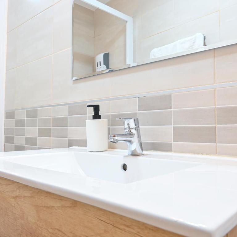 For You Rentals Acogedor Apartamento TEMPORAL en Vallecas Tu Nuevo Hogar en un Barrio con Encanto MEN551A - Apartamento de 1 dormitorio - 6