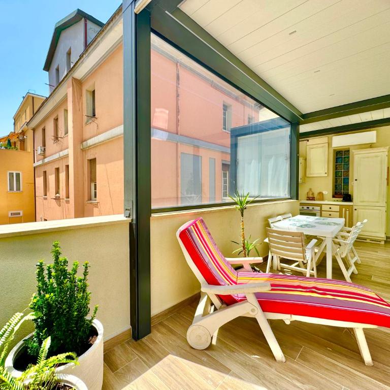 Pescara centro Silenzioso e confortevole con terrazzo bioclimatico a 2 minuti dal mare - Superior Apartment - 7