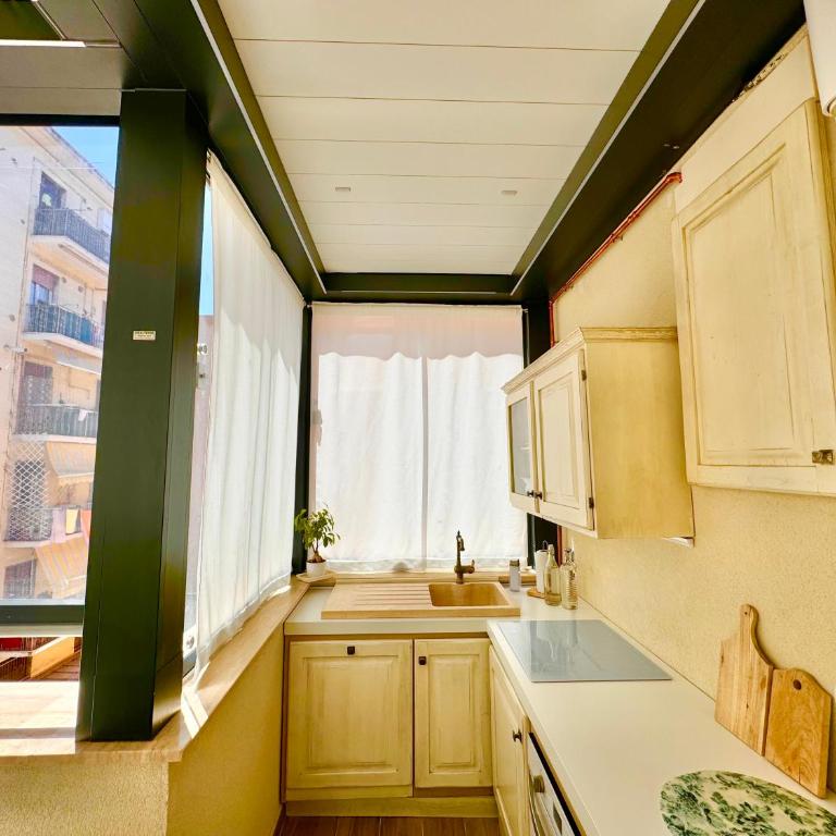 Pescara centro Silenzioso e confortevole con terrazzo bioclimatico a 2 minuti dal mare - Superior Apartment - 25