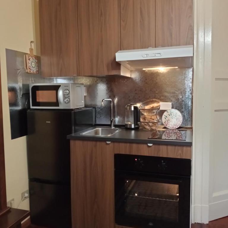 Penthouse view villa Bellini with elevator- Attico Bellini - Deluxe One-Bedroom Apartment with City View - 27