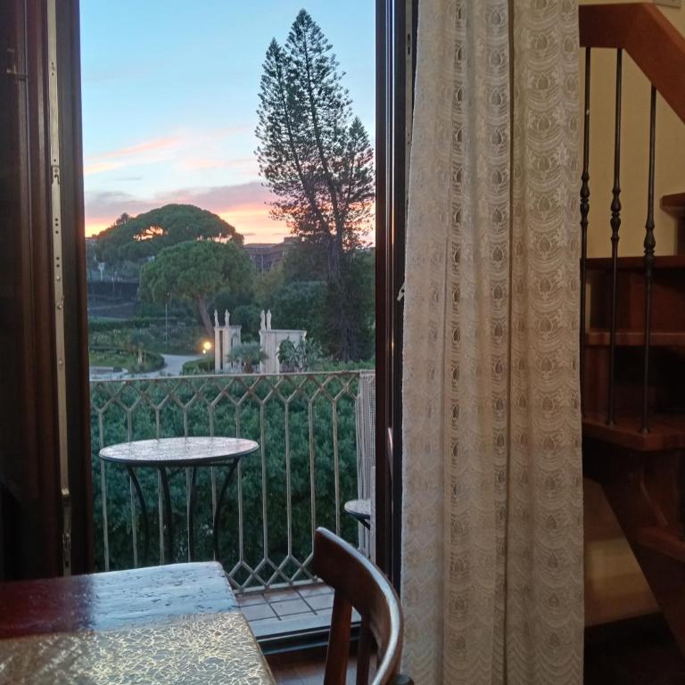 Penthouse view villa Bellini with elevator- Attico Bellini - Deluxe One-Bedroom Apartment with City View - 40
