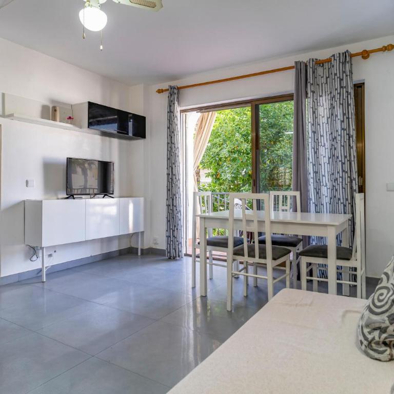 2 Bedroom Cozy Apartment In Almunecar - Apartamento de 2 dormitorios - 2