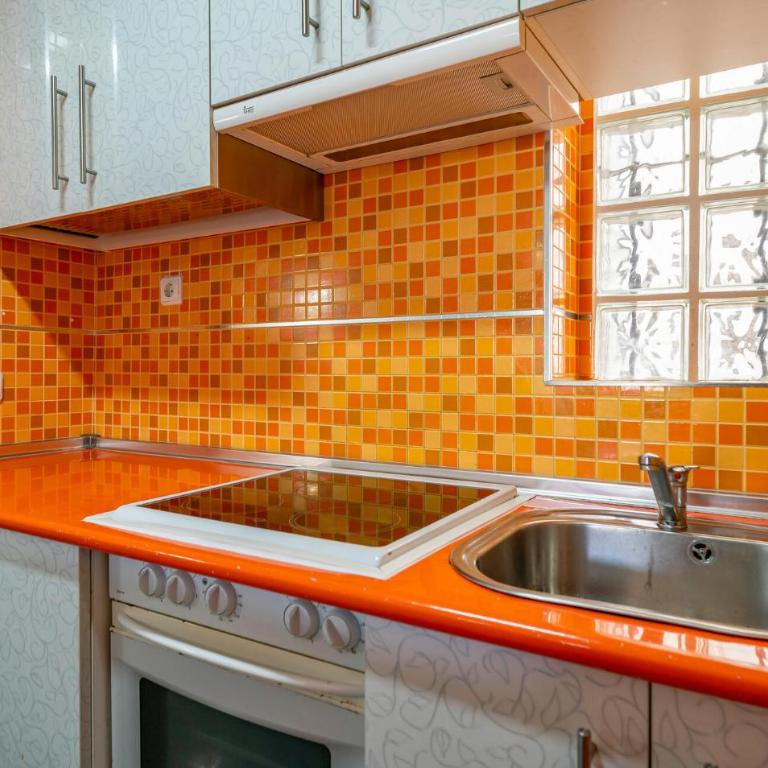 2 Bedroom Cozy Apartment In Almunecar - Apartamento de 2 dormitorios - 6