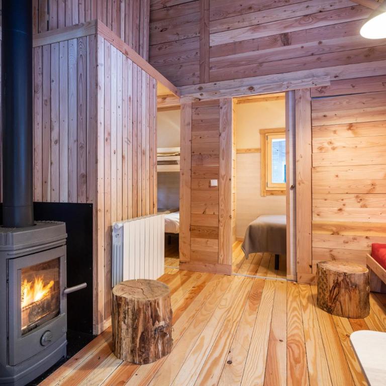 Huttopia Bozel en Vanoise - Two-Bedroom Chalet - 8