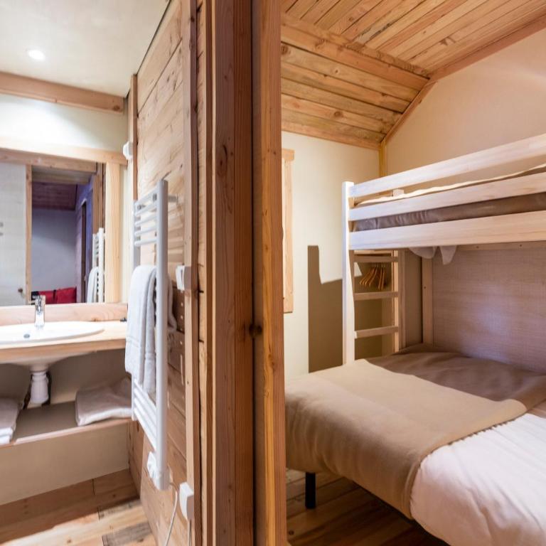Huttopia Bozel en Vanoise - Two-Bedroom Chalet - 4