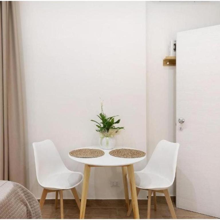Pompei Luxury Suites-Near Ruins - Monolocale Familiare - 4