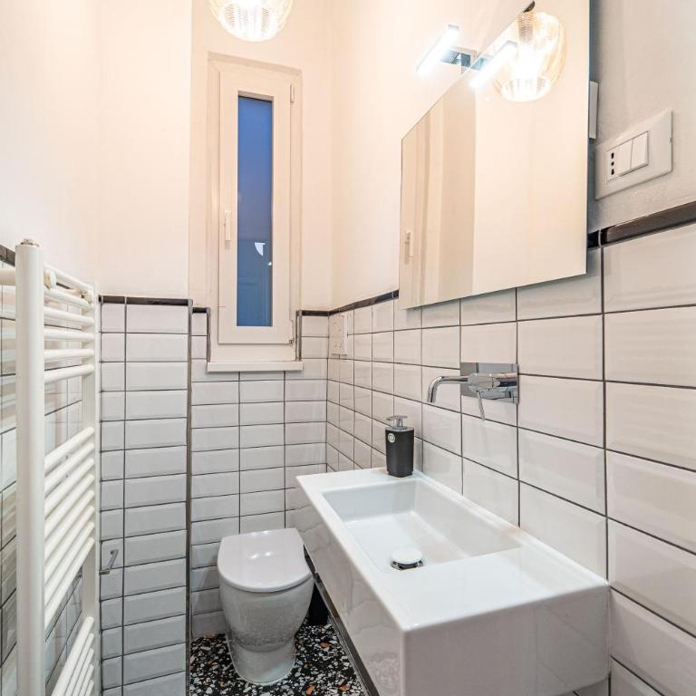 GuestHost - La Casa Di Leopold Bloom - Appartamento Superior con 3 Camere da Letto - 16