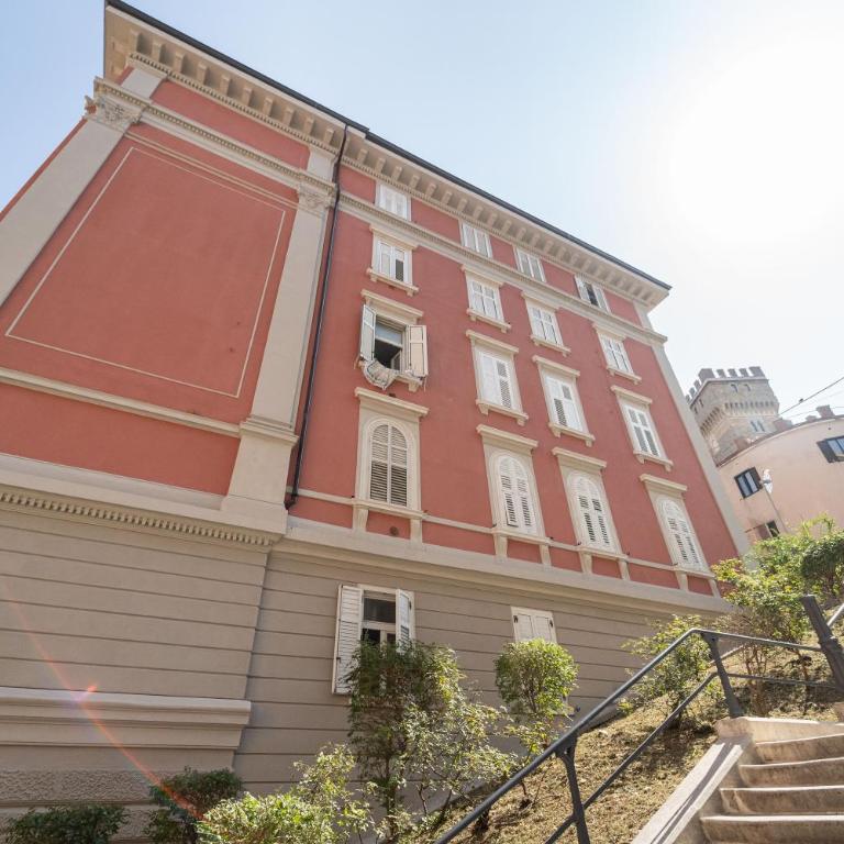 GuestHost - La Casa Di Leopold Bloom - Appartamento Superior con 3 Camere da Letto - 22