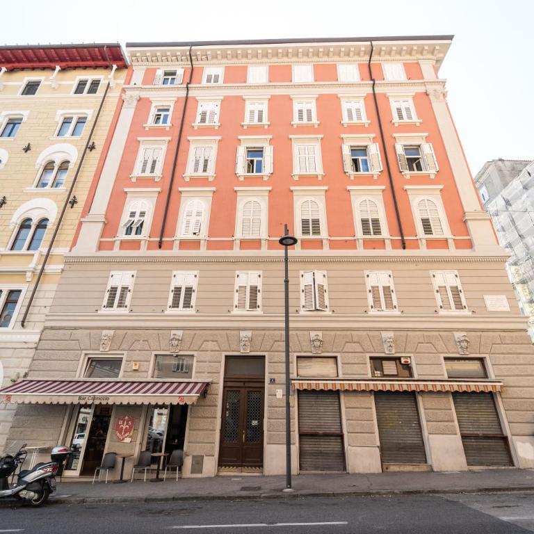 GuestHost - La Casa Di Leopold Bloom - Appartamento Superior con 3 Camere da Letto - 21