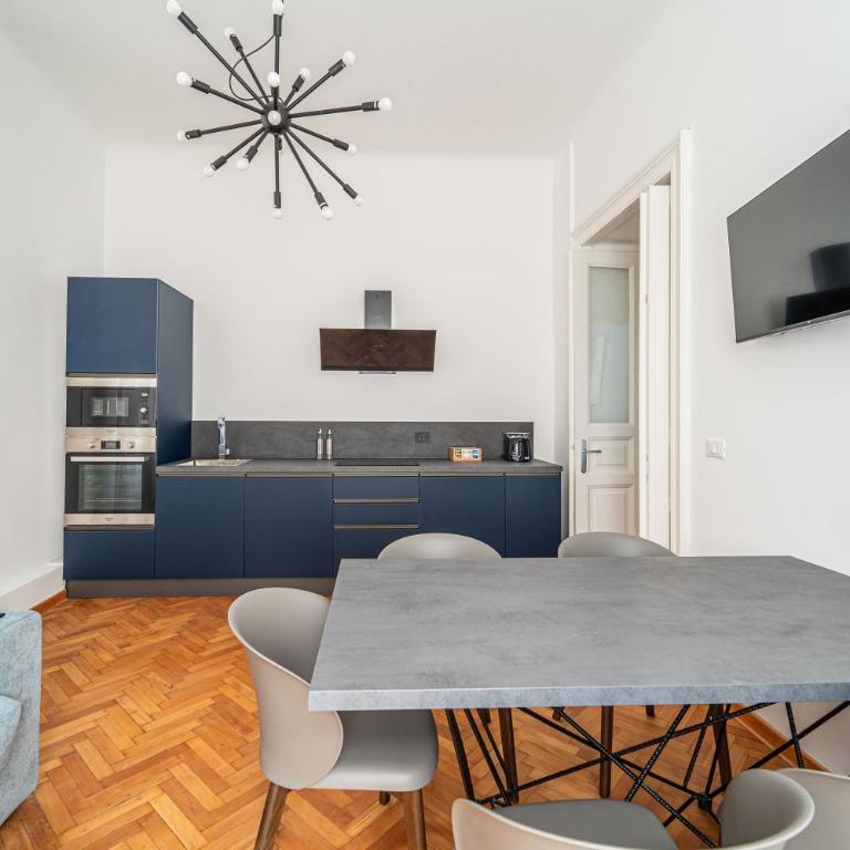 GuestHost - La Casa Di Leopold Bloom - Appartamento Superior con 3 Camere da Letto - 4