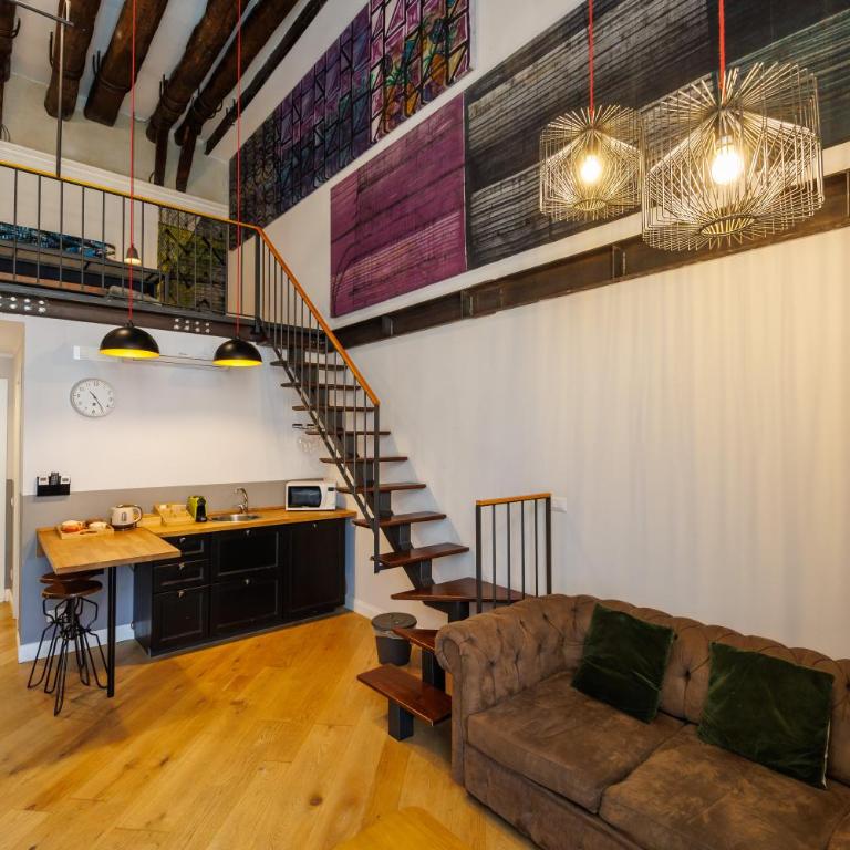 The Dante House by House In Naples - Suite Familiare con Balcone - 14