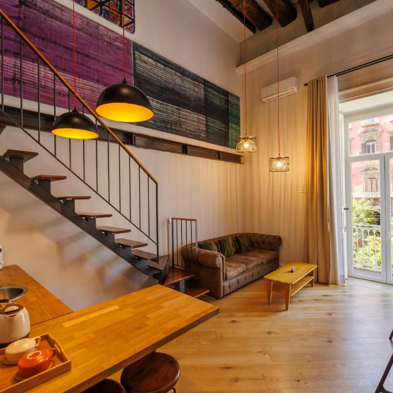 The Dante House by House In Naples - Suite Familiare con Balcone - 13