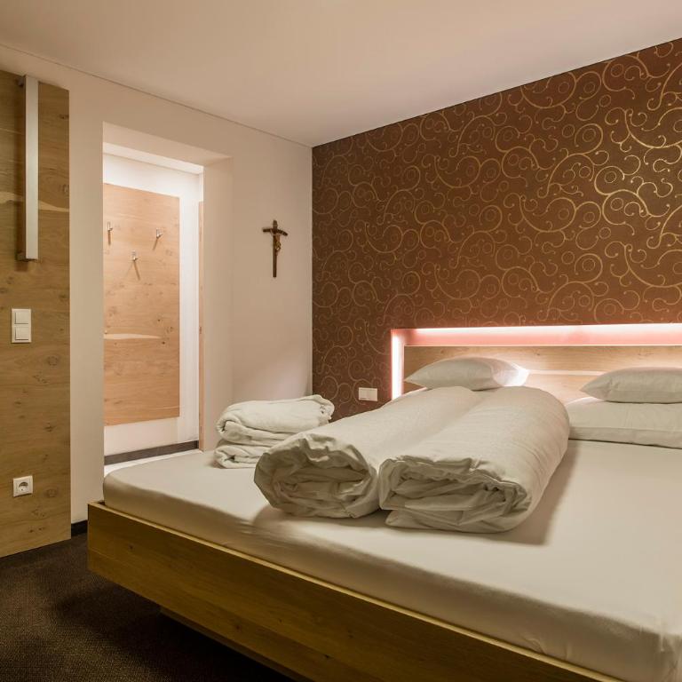Apartments Tschanun - Budget Doppelzimmer - 2
