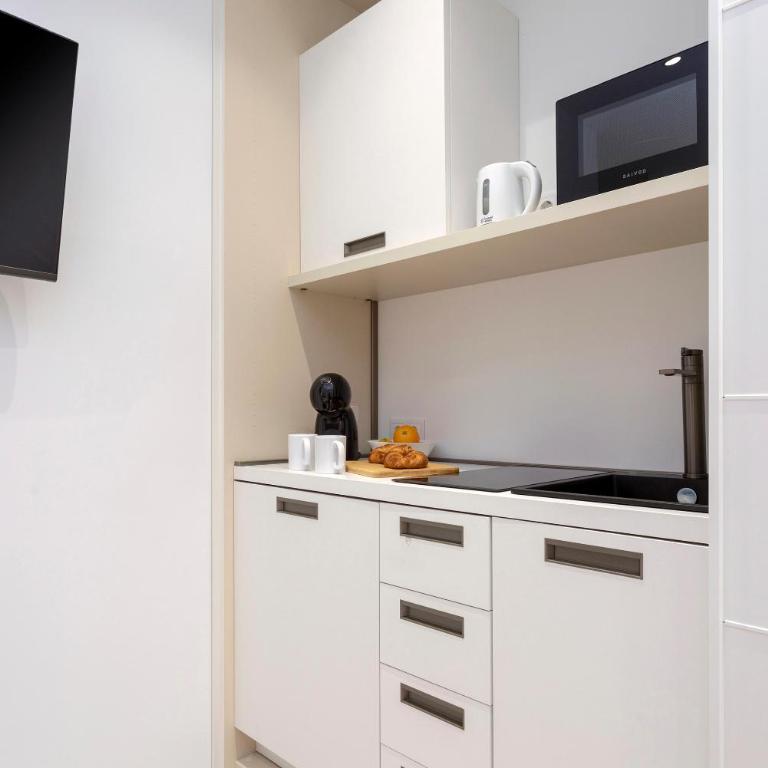 Acogedor Estudio en Puerto Banús by Rent Me - Estudio - 1