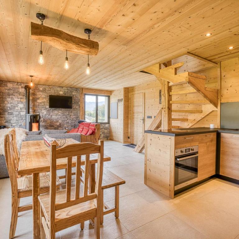 l'écureuil, chez le charpentier d'antan, la chaleur du bois, le calme de la campagne - Appartement 2 Chambres - 3