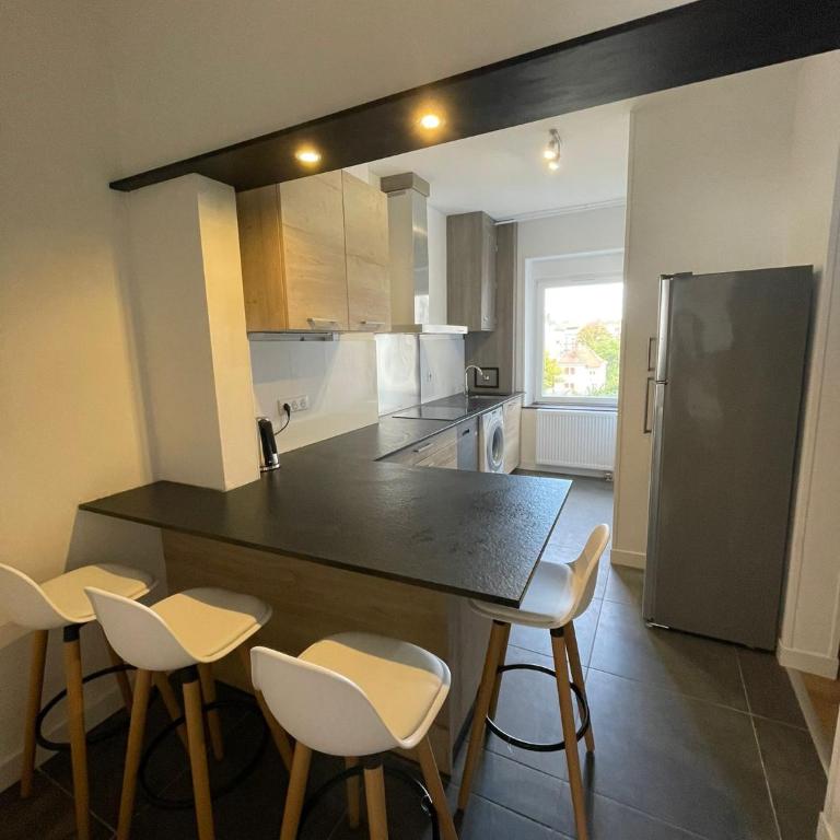 Mulhouse, Urban Family Nest - Apartment mit 2 Schlafzimmern - 3