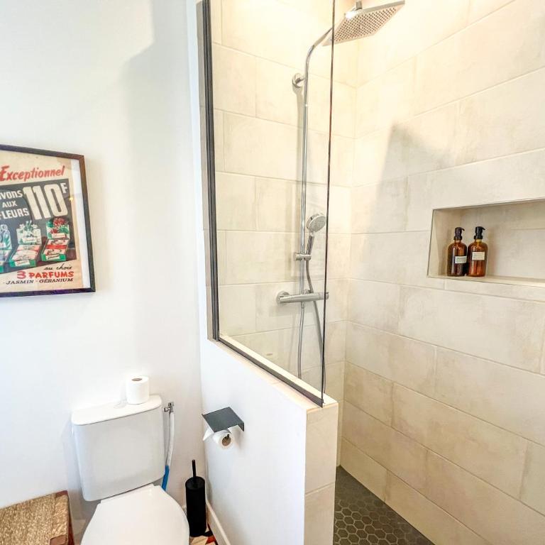AC - Private Parking - Close to the ramparts - Maison 2 Chambres - 21