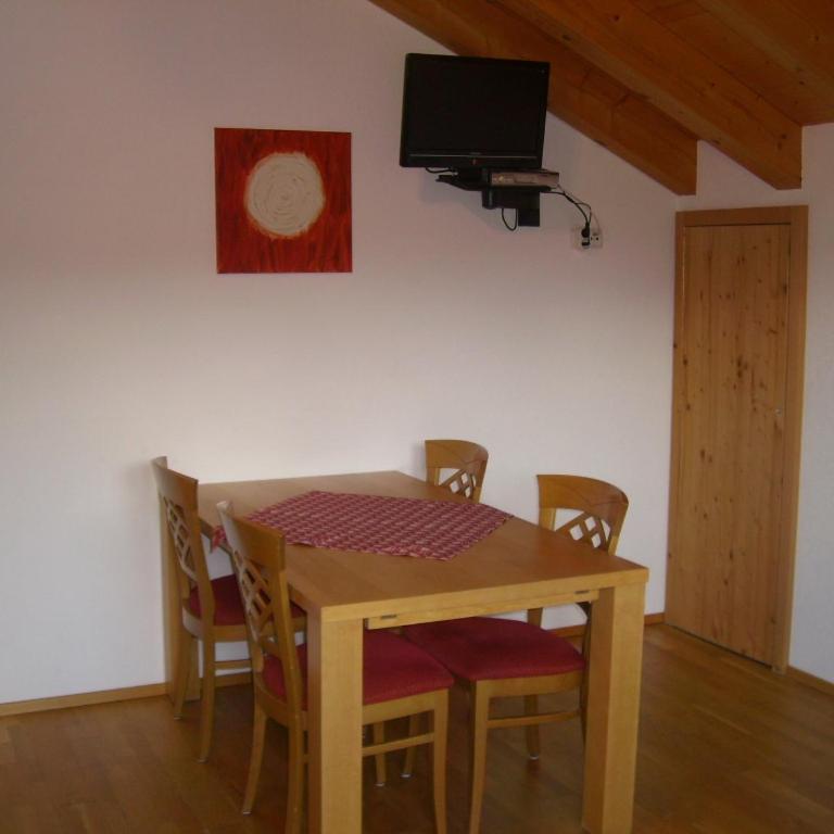 Haus Neurauter - Apartment mit 2 Schlafzimmern und Balkon - 6