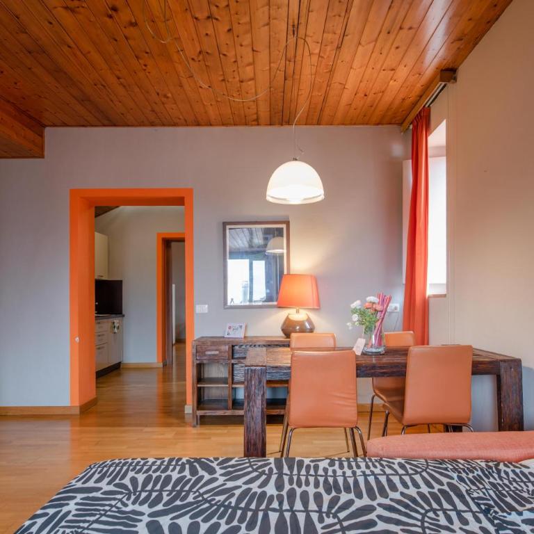 Familia Apartaments - 444 by HAPPYHOSTORINO - Appartamento con 1 Camera da Letto - 2