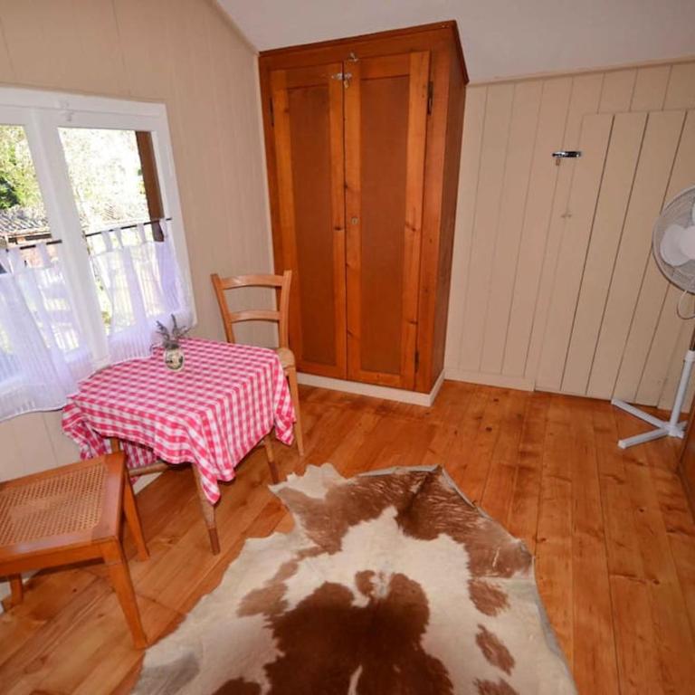 Swiss Traditional Chalet with Alpine Mtn View - Chalet - 9