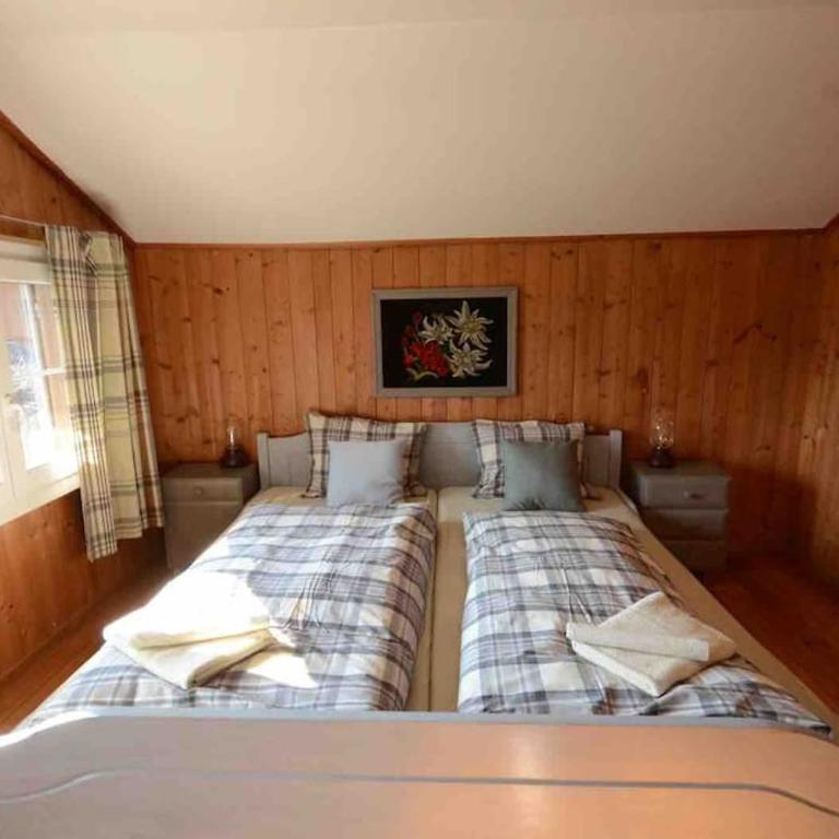 Swiss Traditional Chalet with Alpine Mtn View - Chalet - 14