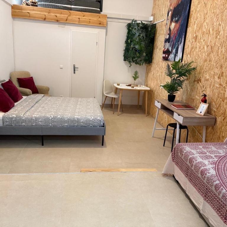 Soho Boho Apartments - with sunny rooftop terrace and fiber optic internet - Two-Bedroom Loft Apartment - 17
