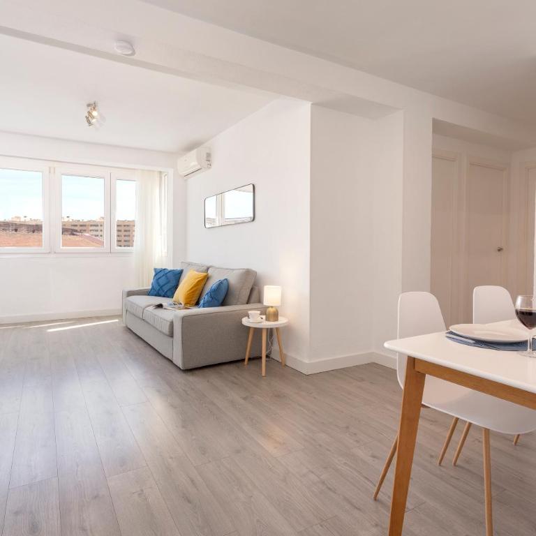 MRapartment Centre&Beach Airport&Train - Apartamento de 3 dormitorios - 4