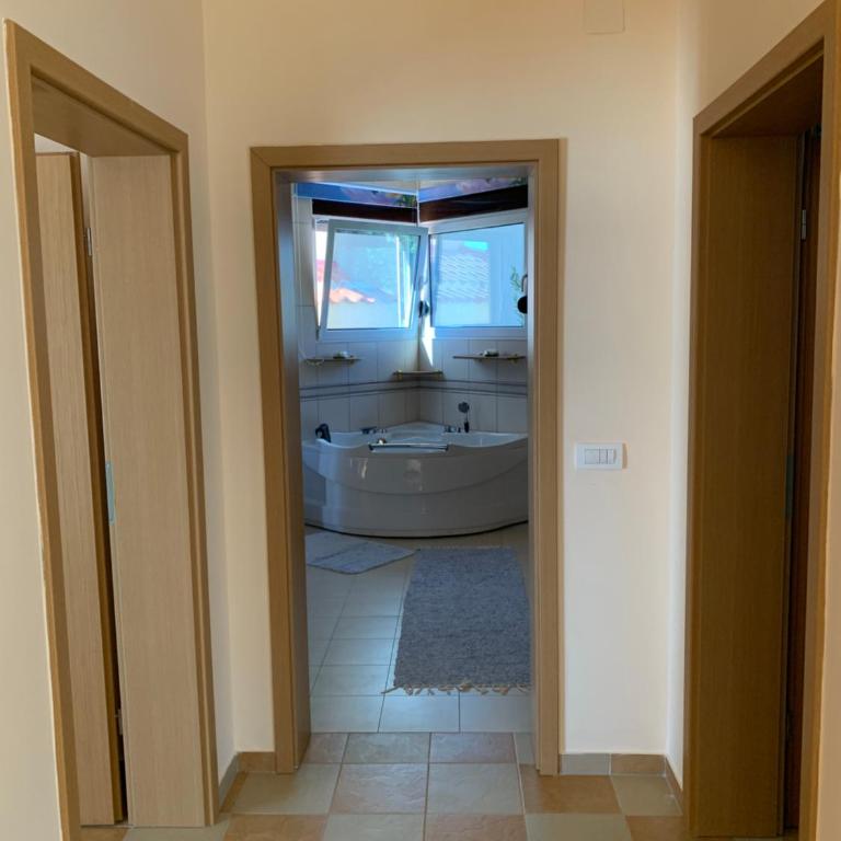 Aurora - Vacation Home - 12