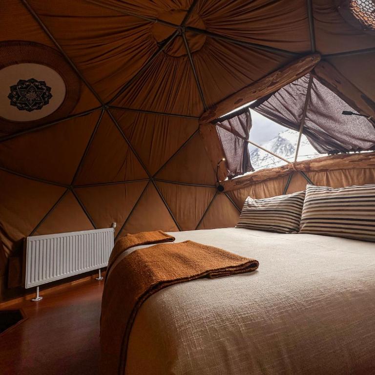EcoCamp Patagonia - Basic Double or Twin Room with Shared Bathroom - 16