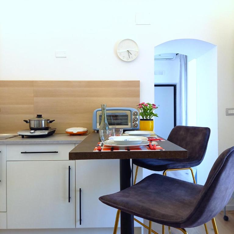 Casa Roca - Elegante e ampio appartamento a due passi dal centro, FREE PARKING - Appartamento con 1 Camera da Letto - 5